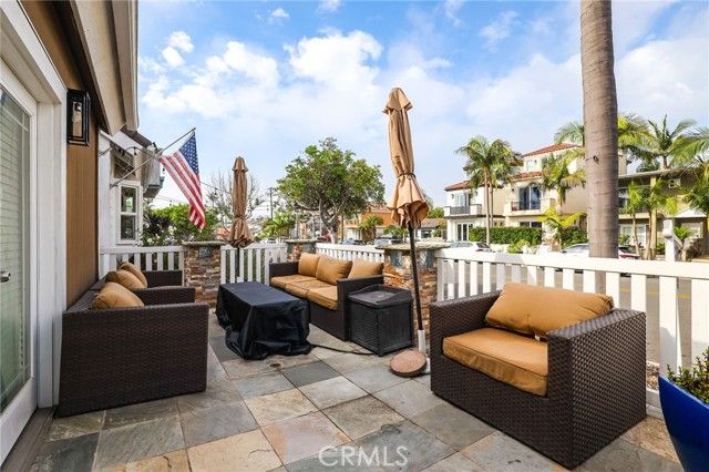 620 18th Street Front House, Huntington Beach, CA 92648