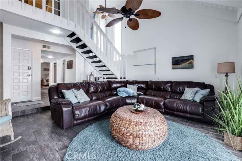 620 18th Street Front House, Huntington Beach, CA 92648