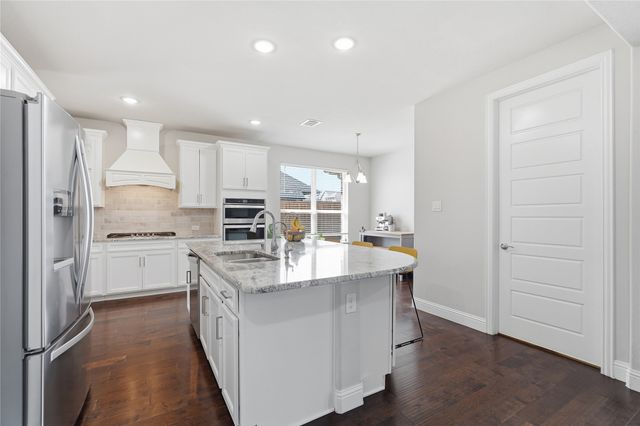 299 Auburn Hills Drive, Sunnyvale, TX 75182