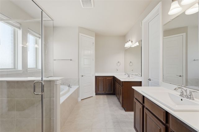 299 Auburn Hills Drive, Sunnyvale, TX 75182