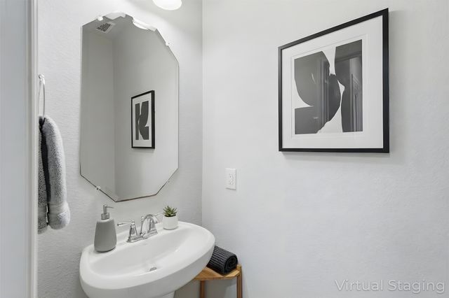 299 Auburn Hills Drive, Sunnyvale, TX 75182