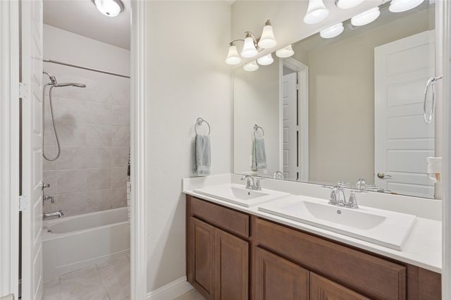 299 Auburn Hills Drive, Sunnyvale, TX 75182