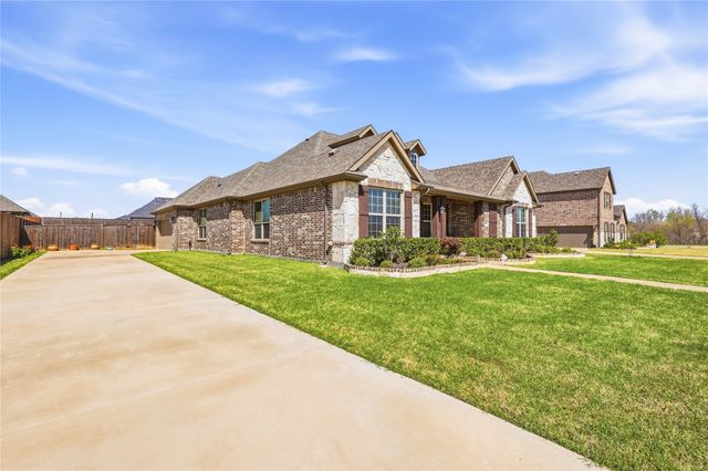299 Auburn Hills Drive, Sunnyvale, TX 75182