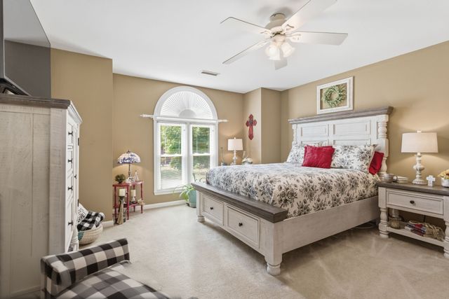 203 Black Hawk Way, Murfreesboro, TN 37127