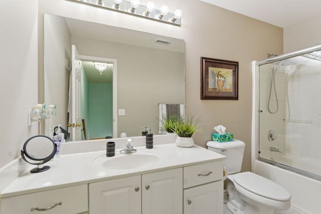 203 Black Hawk Way, Murfreesboro, TN 37127