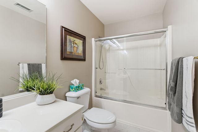 203 Black Hawk Way, Murfreesboro, TN 37127