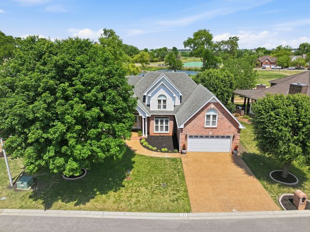 203 Black Hawk Way, Murfreesboro, TN 37127