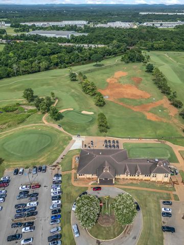 203 Black Hawk Way, Murfreesboro, TN 37127