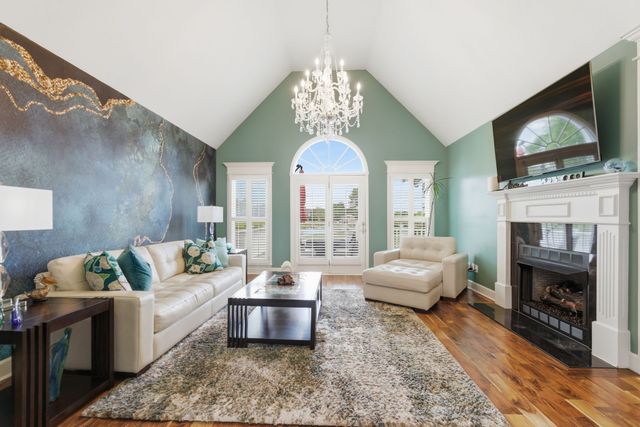 203 Black Hawk Way, Murfreesboro, TN 37127