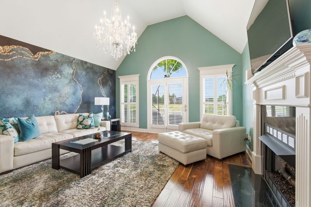 203 Black Hawk Way, Murfreesboro, TN 37127