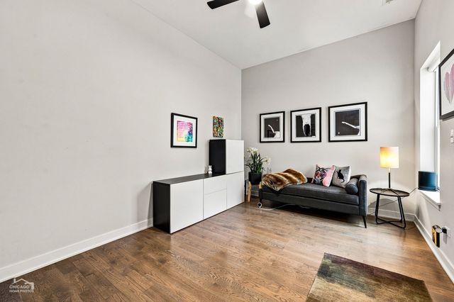 1611 N Hermitage Avenue 303, Chicago, IL 60622
