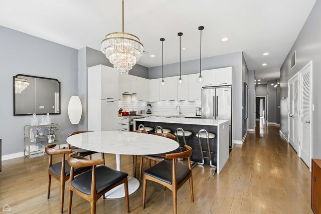 1611 N Hermitage Avenue 303, Chicago, IL 60622
