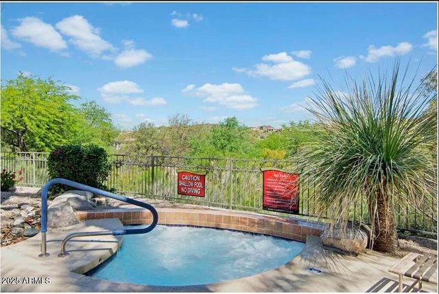 1550 E THUNDERBIRD Road A1, Phoenix, AZ 85022