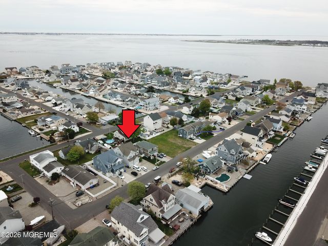 107 Waldron Road, Toms River, NJ 08753