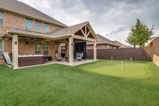 2525 Sandy Creek Lane, The Colony, TX 75056