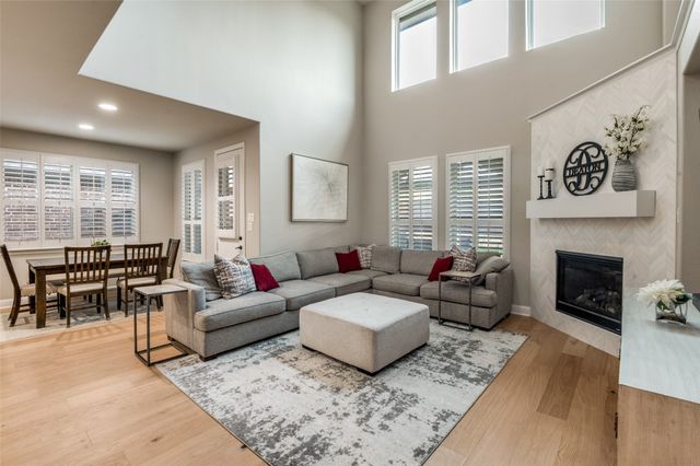 2525 Sandy Creek Lane, The Colony, TX 75056