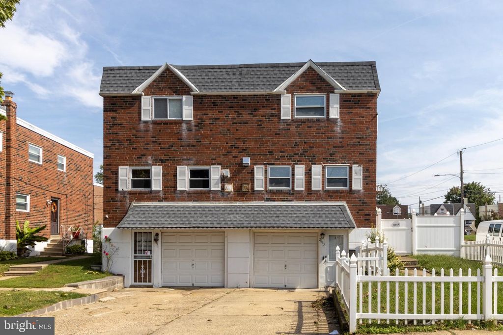 2653 MAXWELL ST, PHILADELPHIA, PA 19152 — exterior