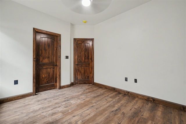 3921 NE Water Edge Dr, Lawton, OK 73507