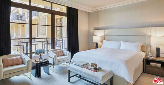 225 N Canon Drive 7C, Beverly Hills, CA 90210