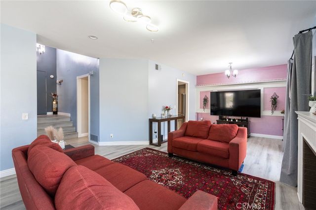 4897 Penrose, Moorpark, CA 93021