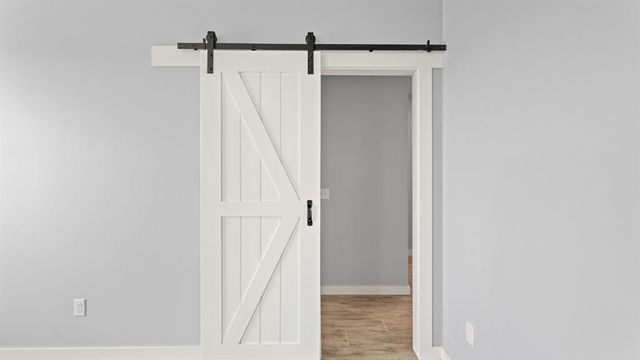 112 Olde Mill Road, Jones, OK 73049