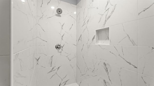 112 Olde Mill Road, Jones, OK 73049