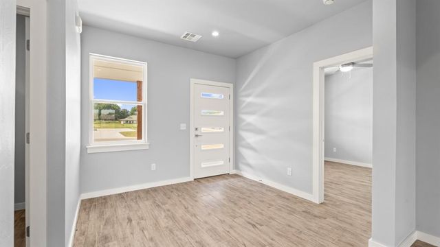 112 Olde Mill Road, Jones, OK 73049