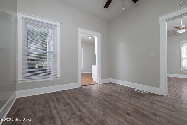 925 W Evelyn Ave, Louisville, KY 40215