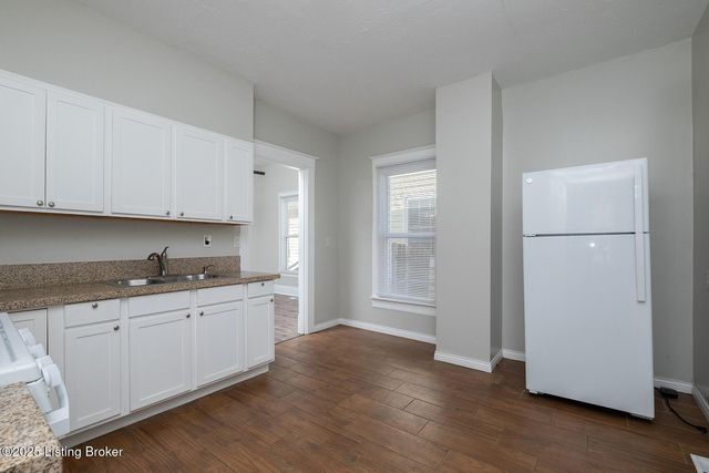 925 W Evelyn Ave, Louisville, KY 40215
