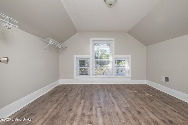 925 W Evelyn Ave, Louisville, KY 40215