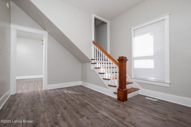 925 W Evelyn Ave, Louisville, KY 40215