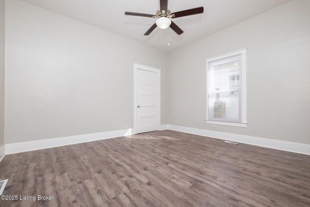 925 W Evelyn Ave, Louisville, KY 40215