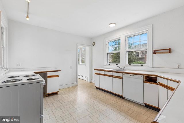 408 MCCLENAGHAN MILL RD, Wynnewood, PA 19096