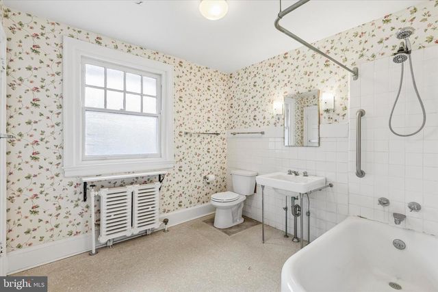 408 MCCLENAGHAN MILL RD, Wynnewood, PA 19096