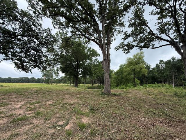 210 Livingston Street, Edgewood, TX 75117