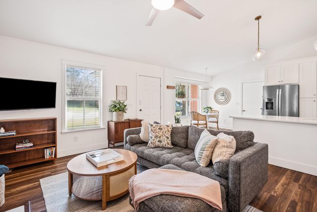 1131 Bellwood Road, Charleston, SC 29412