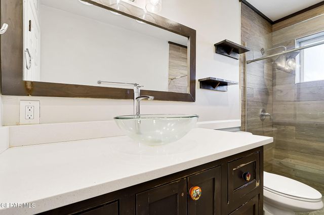 6040 Cabrillo Drive, El Paso, TX 79912