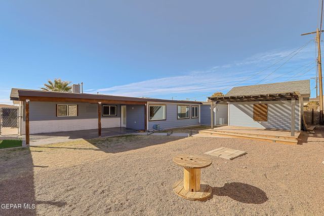 6040 Cabrillo Drive, El Paso, TX 79912