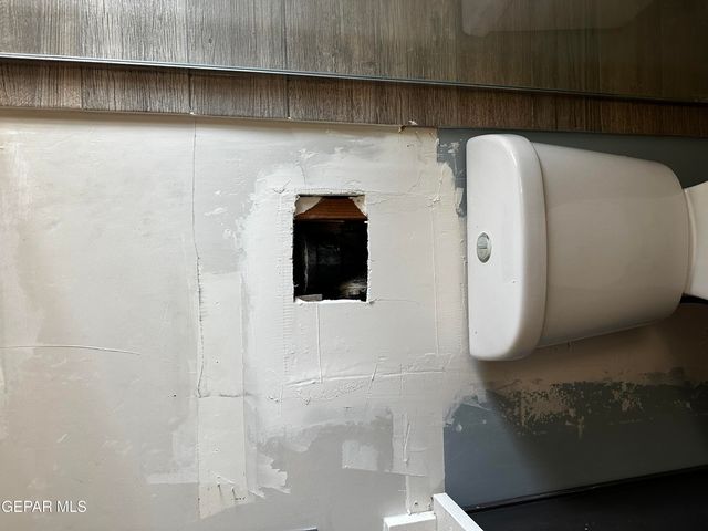 6040 Cabrillo Drive, El Paso, TX 79912