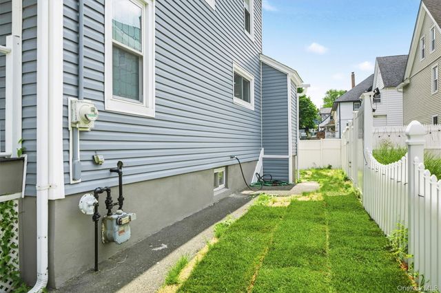 80 Beattie Avenue, Middletown, NY 10940