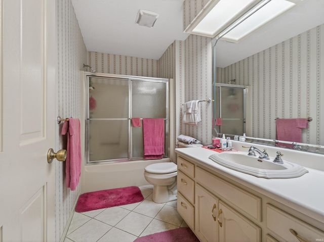 1122 Packard Place, Auburn, IN 46706