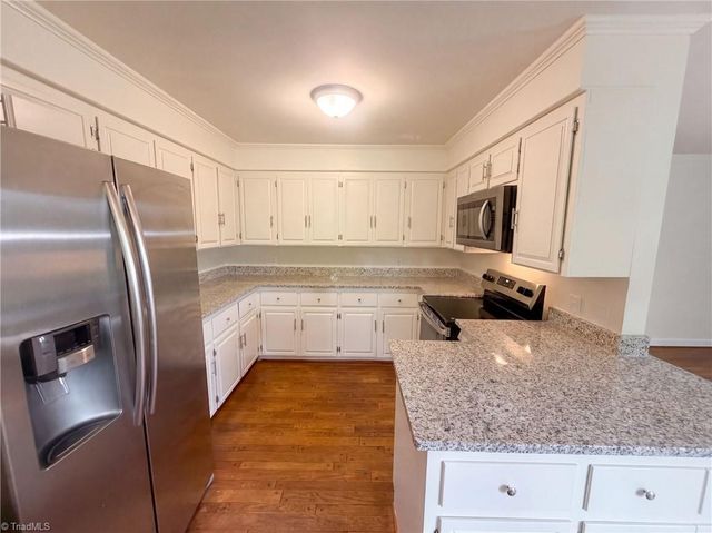 3828 Waterview Road, High Point, NC 27265
