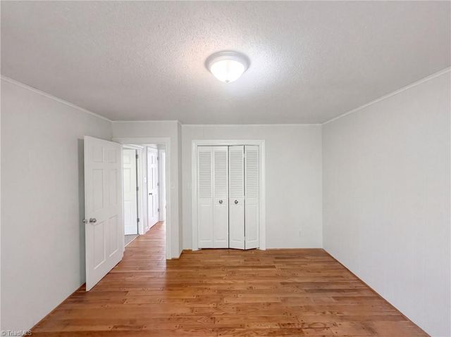 3828 Waterview Road, High Point, NC 27265