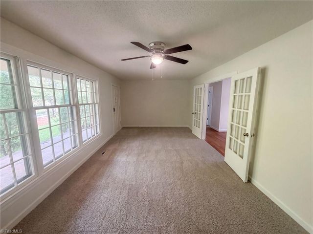 3828 Waterview Road, High Point, NC 27265