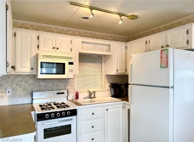 458 Vanda Sanctuary, Naples, FL 34114