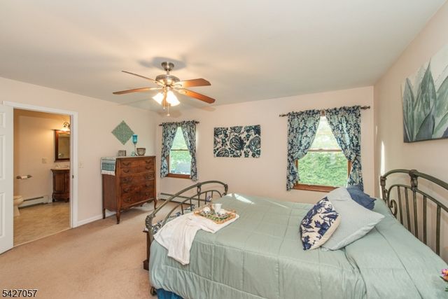 31 Stanley Ct, North Haledon Boro, NJ 07508