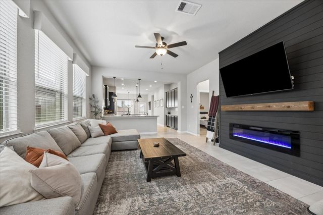17238 Broadleaf Oak Drive, Hockley, TX 77447