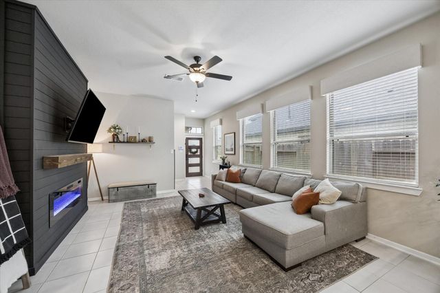 17238 Broadleaf Oak Drive, Hockley, TX 77447