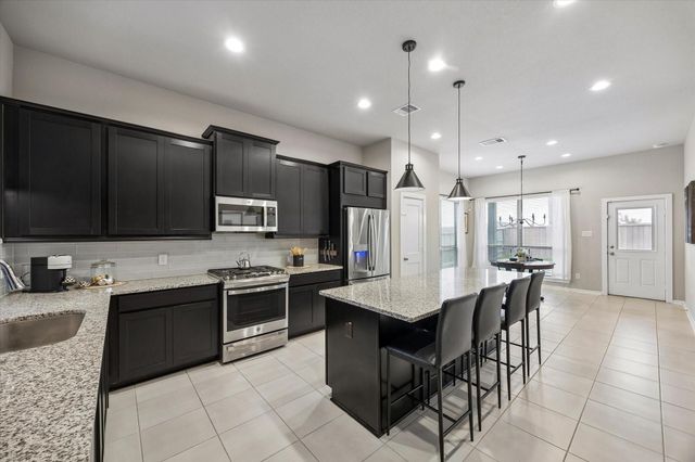 17238 Broadleaf Oak Drive, Hockley, TX 77447