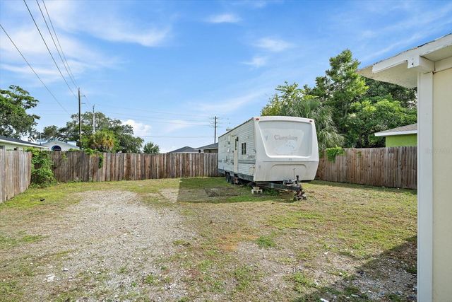 516 29TH STREET E, Palmetto, FL 34221